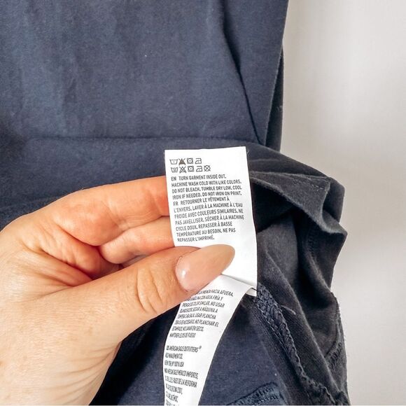 American Eagle Navy Short Sleeve Graphic Tee Size XS - Picture 5 of 6